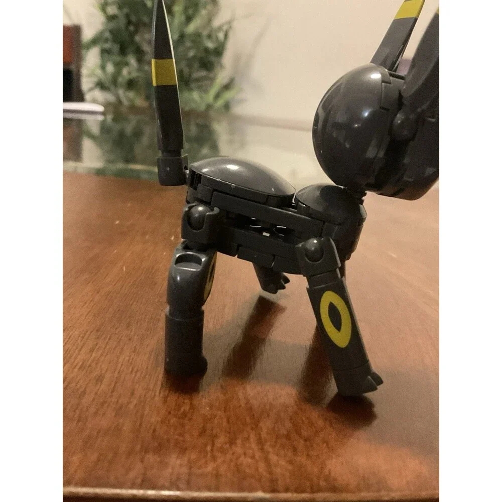 Mega Construx Pokémon Umbreon Figure Only Eevee Evolution Blocks Incomplete